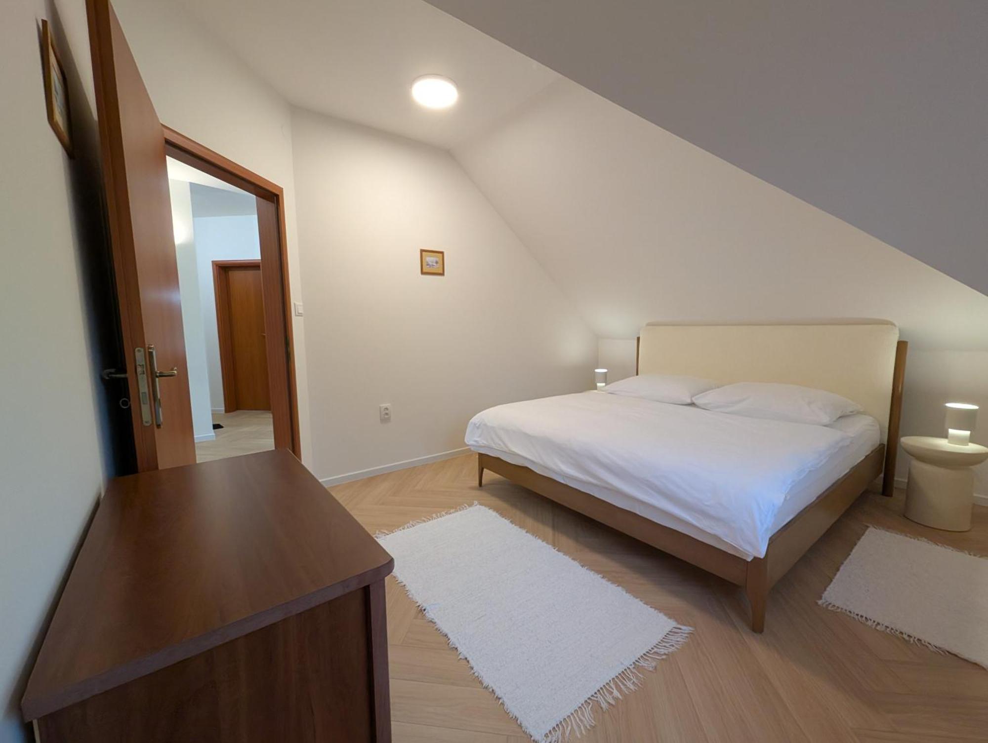 Apartmany U Denyho Bölényfalu Kültér fotó
